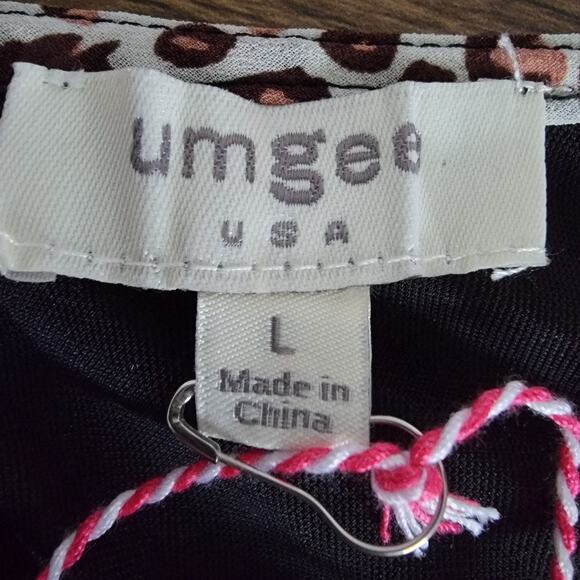 Umgee Black Velvet Peasant Burnout Animal Print Top Sz L NEW Holiday Christmas - Picture 11 of 13